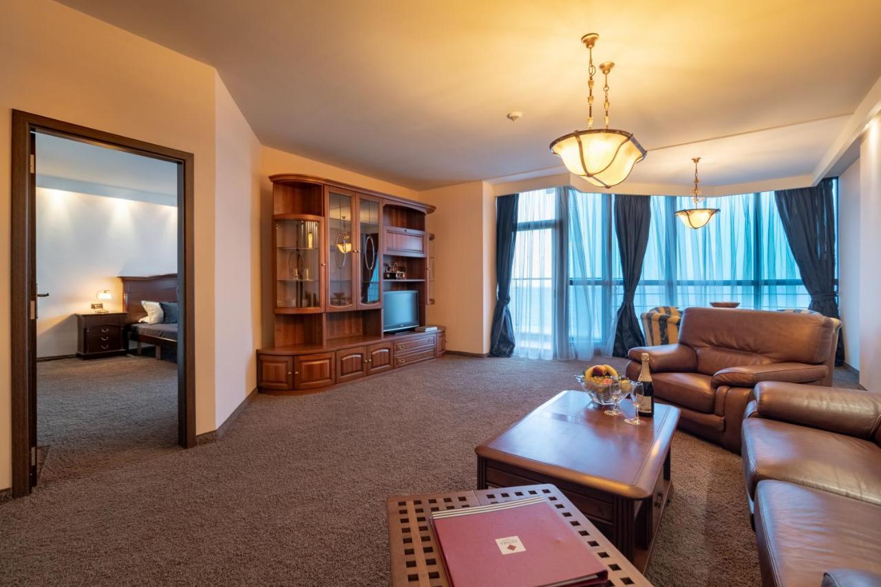 גולדן סנדס Astera Hotel & Spa With Free Private Beach מראה חיצוני תמונה