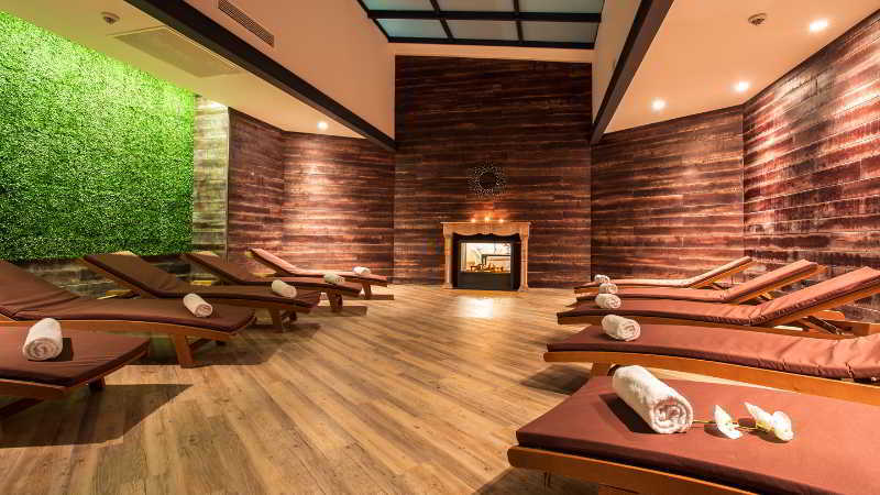 גולדן סנדס Astera Hotel & Spa With Free Private Beach מראה חיצוני תמונה