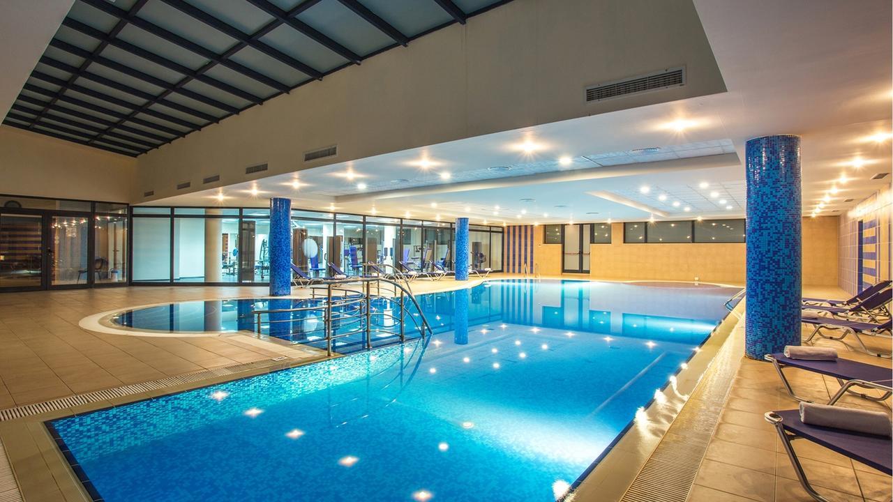 גולדן סנדס Astera Hotel & Spa With Free Private Beach מראה חיצוני תמונה